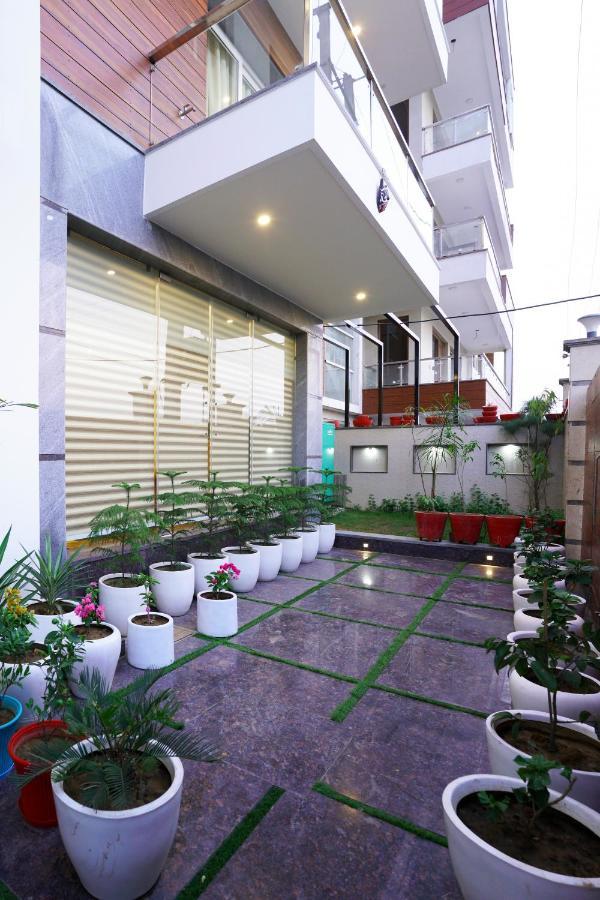 Lime Tree Hotel Pulkit Gurgaon-Artemis Hospital, Nearest Metro Huda City Centre 外观 照片